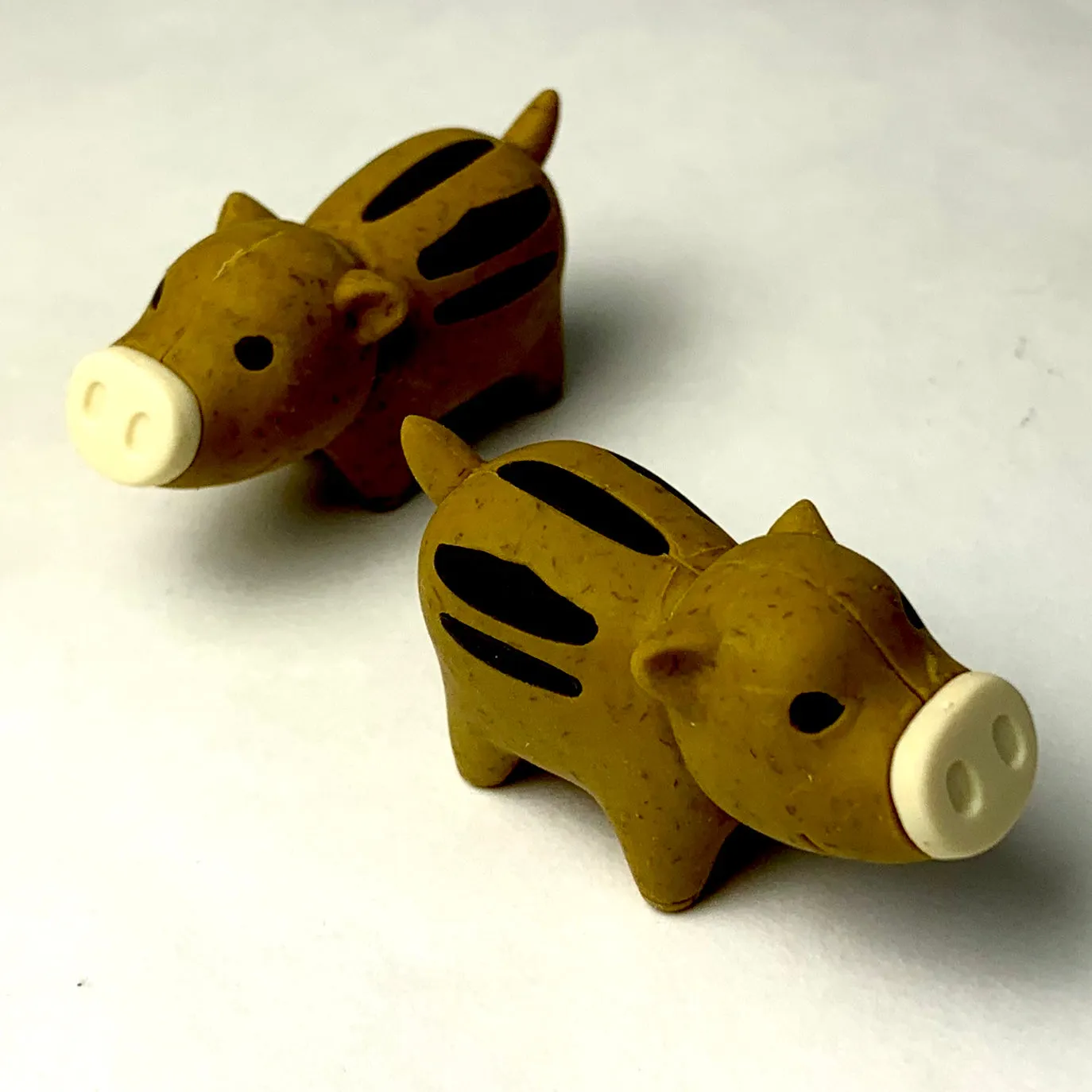 380631 IWAKO WILD BABY BOAR ERASERS-30