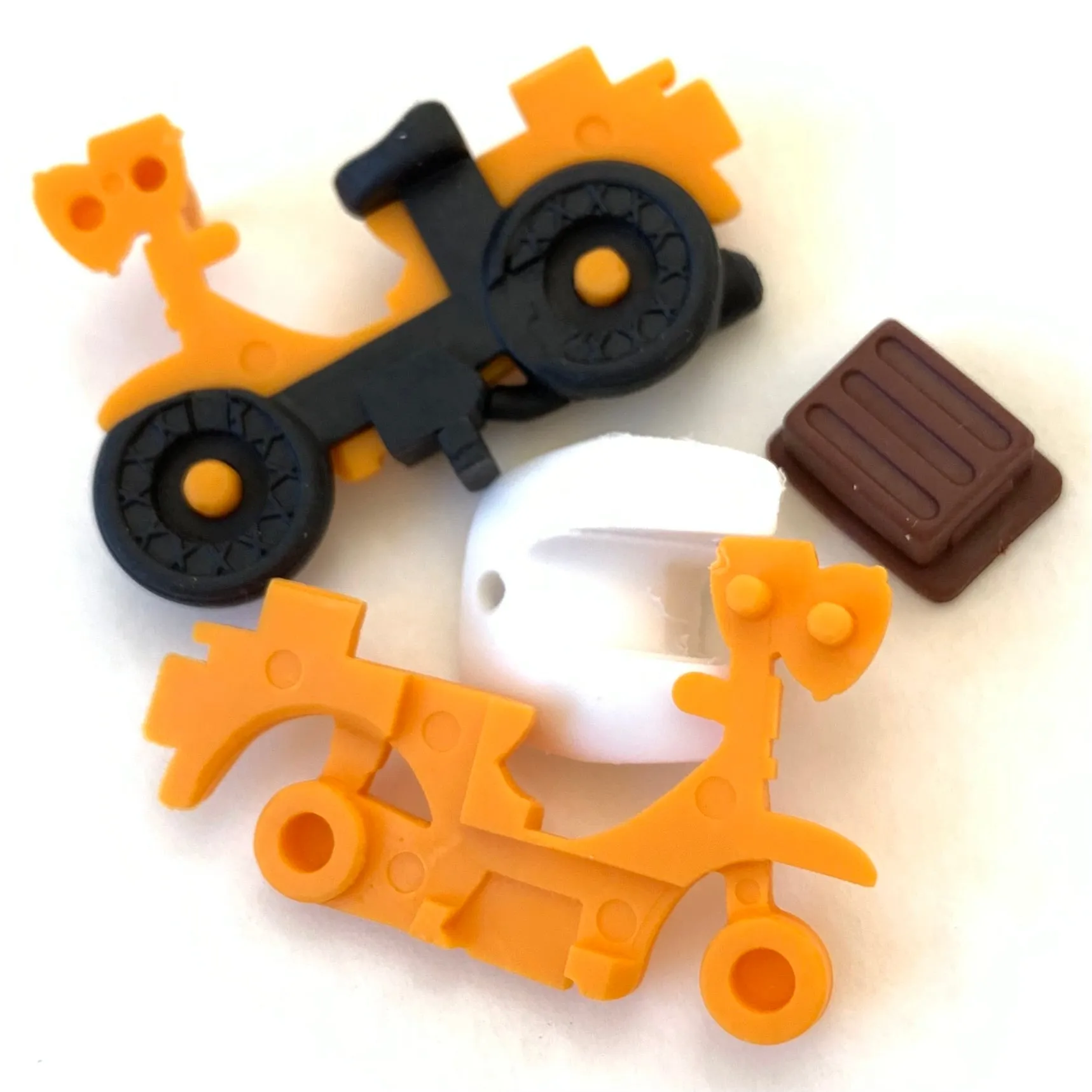 380951 IWAKO TRUCK ERASERS-30