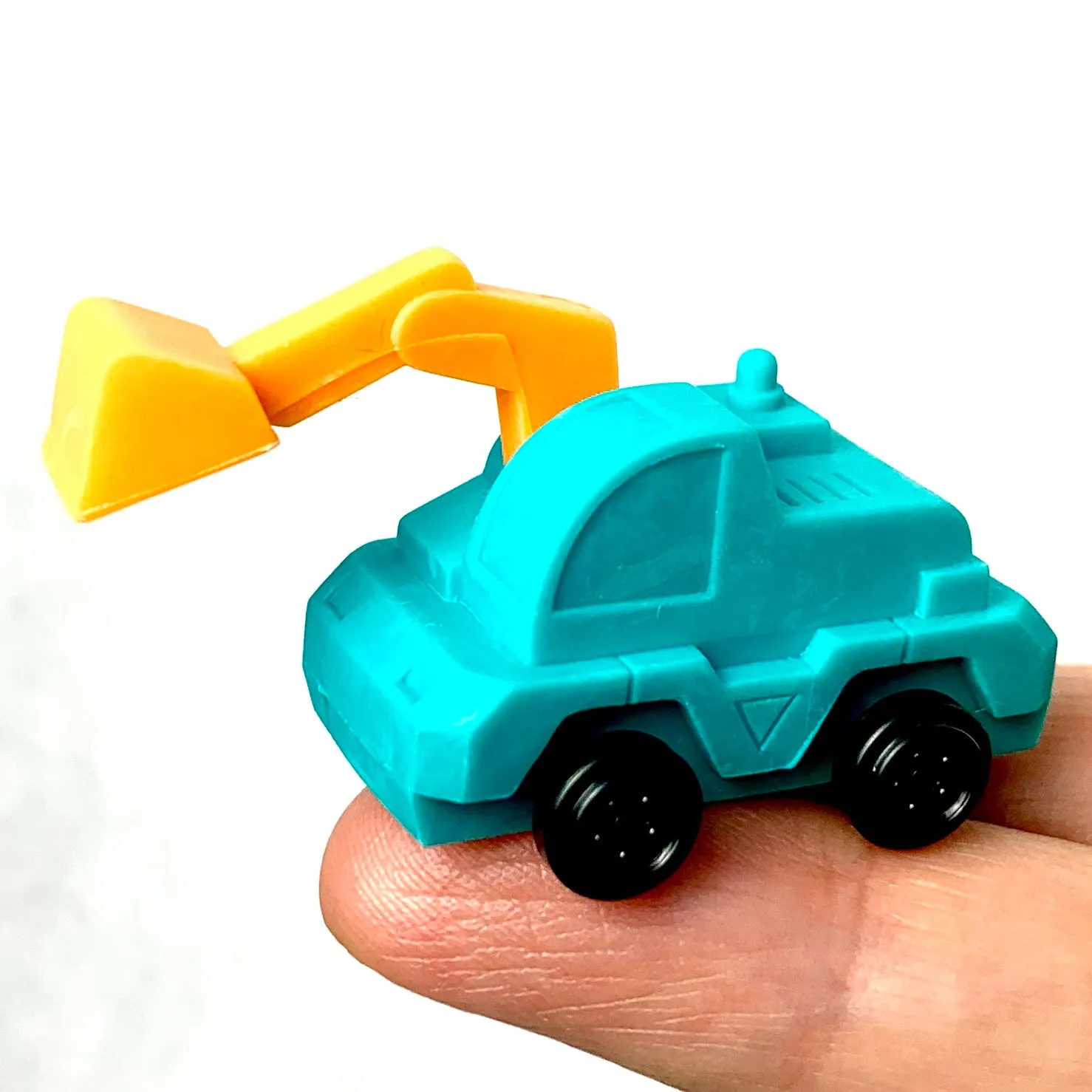 380951 IWAKO TRUCK ERASERS-30