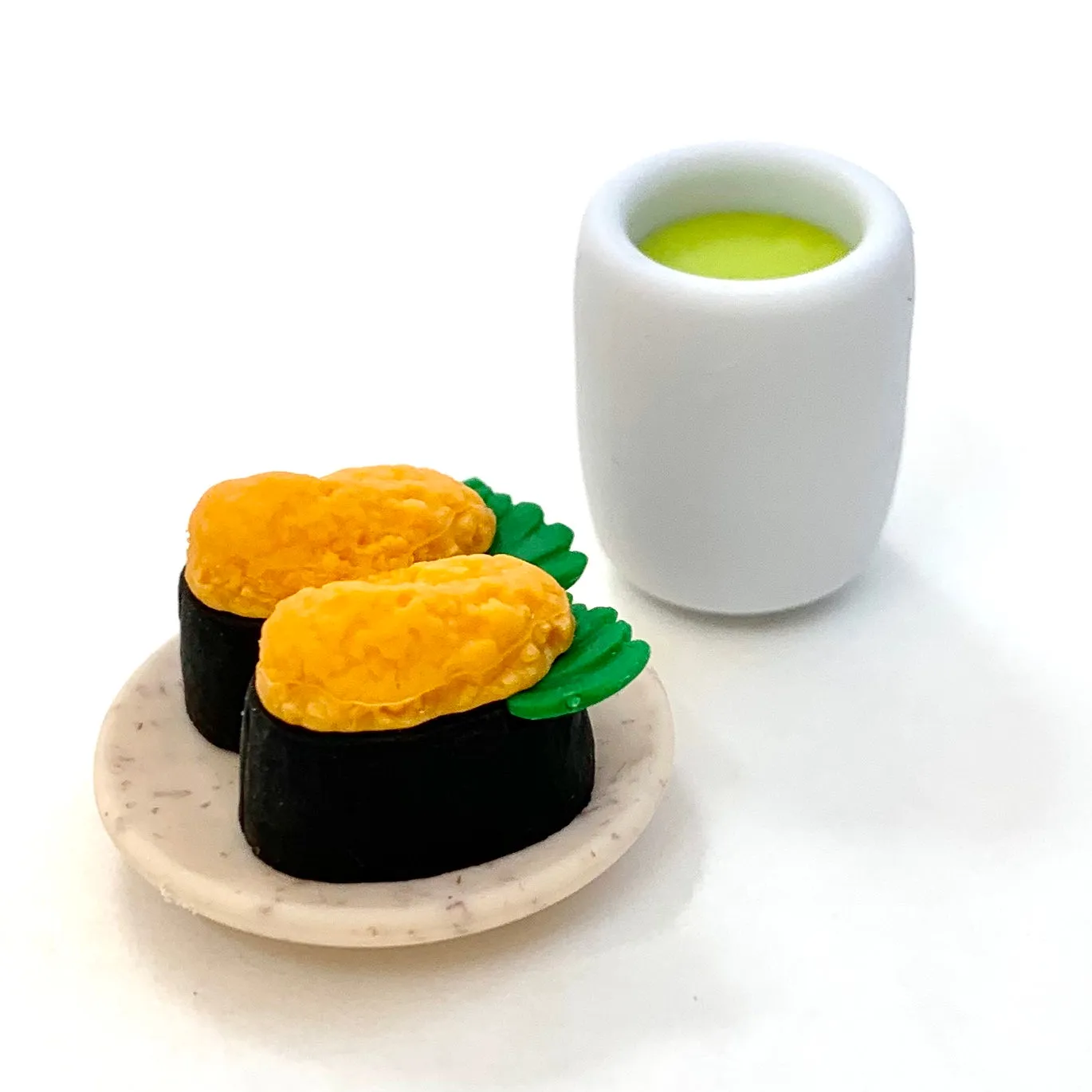 382621 IWAKO SUSHI-GO-ROUND ERASERS-30