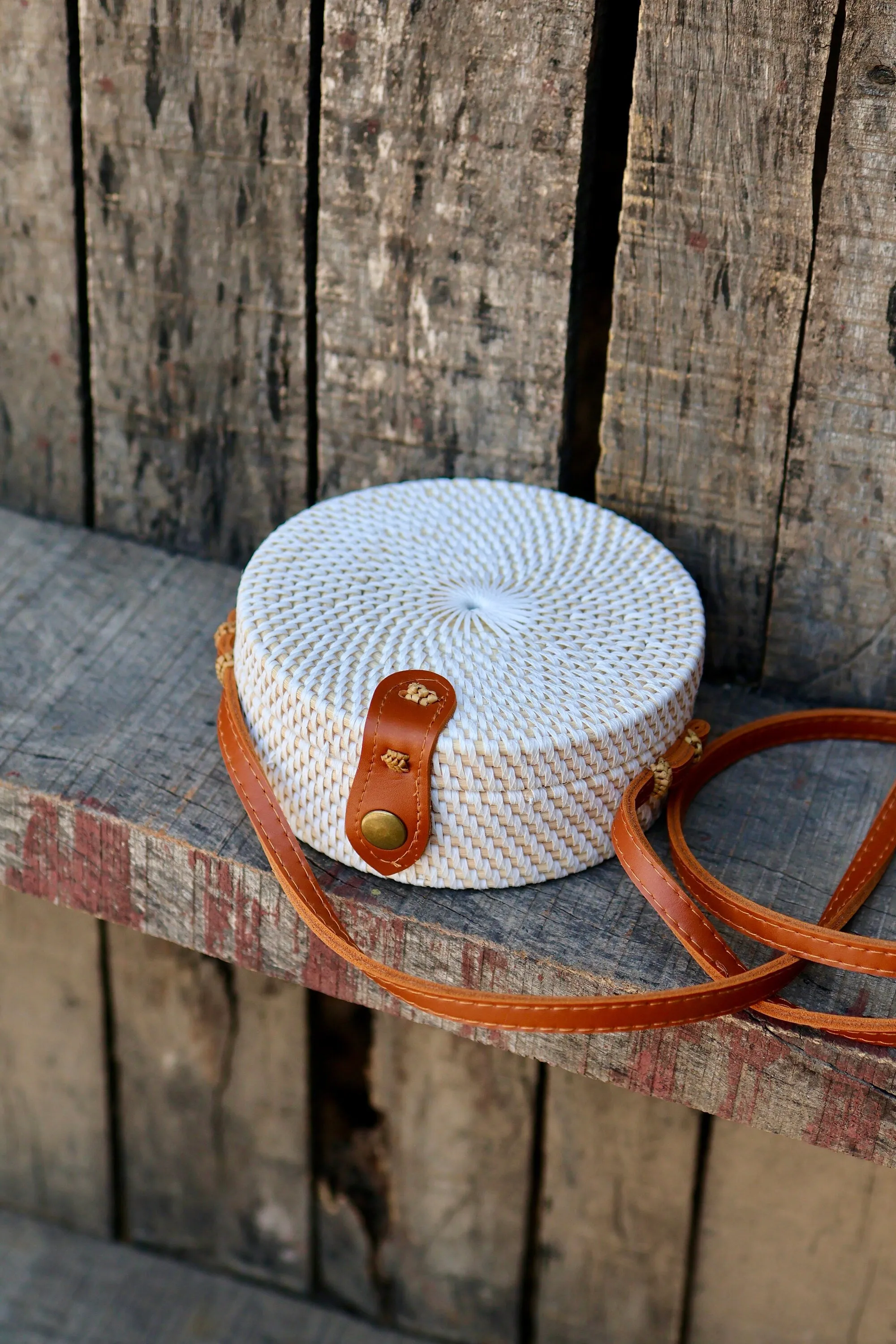 Classic Round White Rattan Bag, Bali Bags, Handwoven Crossbody Purse, Braided Straw Bag, Bali Sling Bags Rattan Bags Gift for her