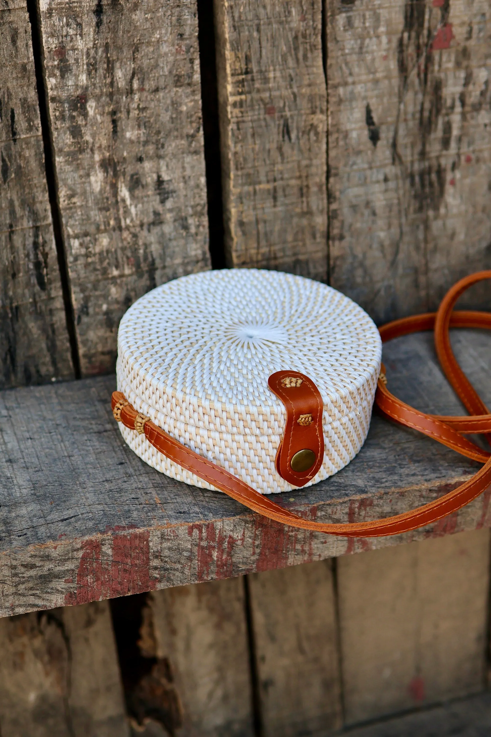 Classic Round White Rattan Bag, Bali Bags, Handwoven Crossbody Purse, Braided Straw Bag, Bali Sling Bags Rattan Bags Gift for her