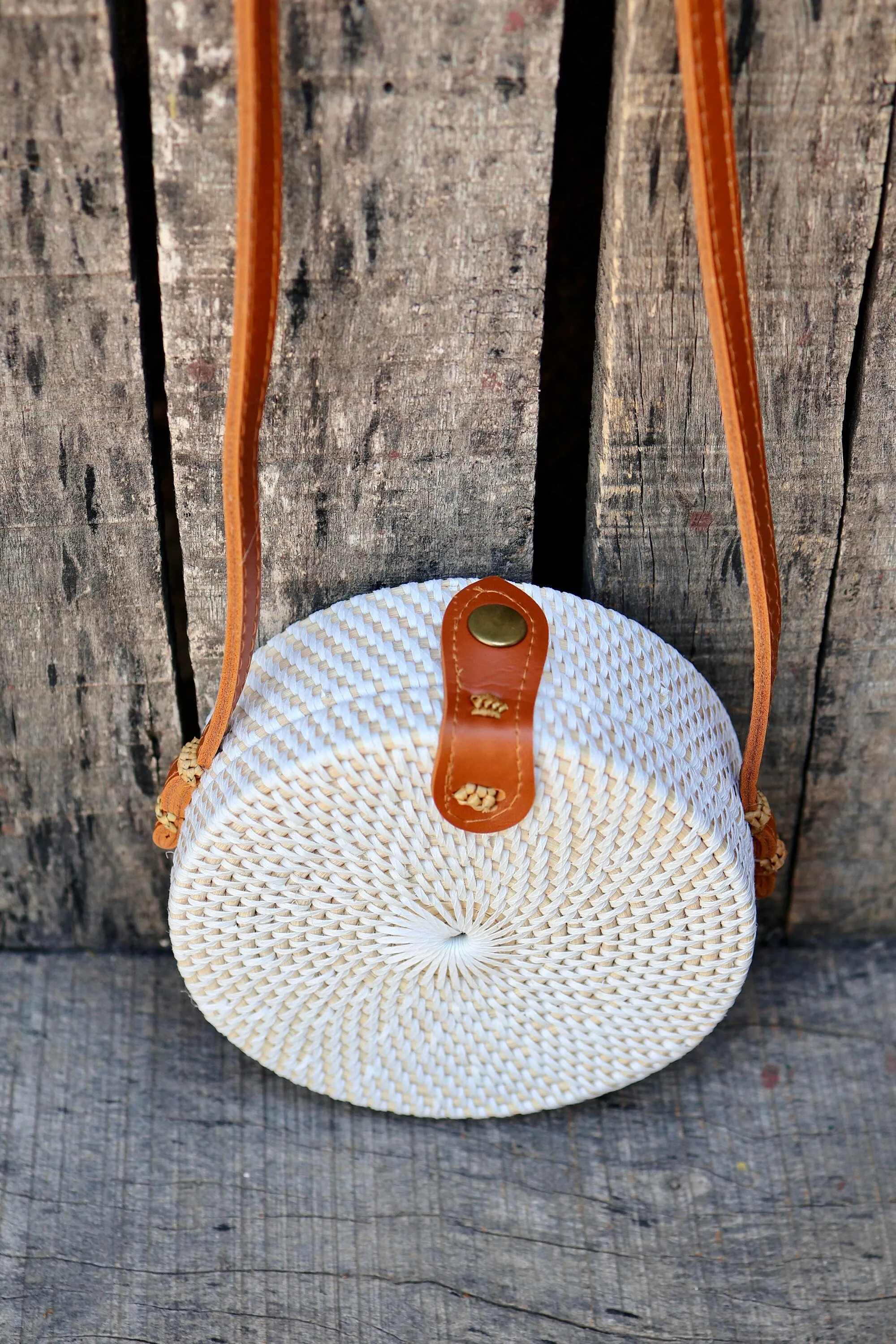 Classic Round White Rattan Bag, Bali Bags, Handwoven Crossbody Purse, Braided Straw Bag, Bali Sling Bags Rattan Bags Gift for her