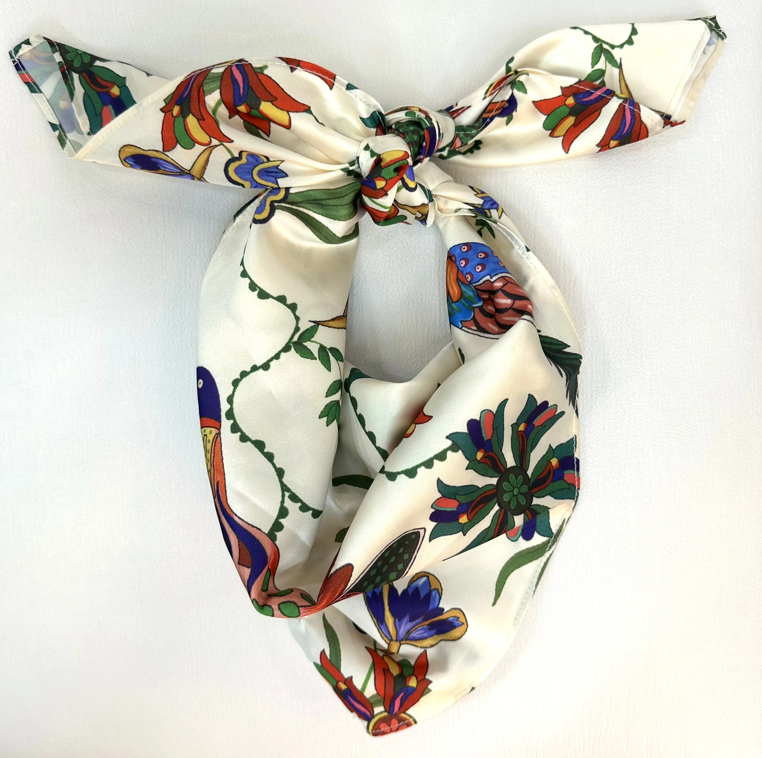 SQUARE HEAD SCARF (IVORY PATTERN)