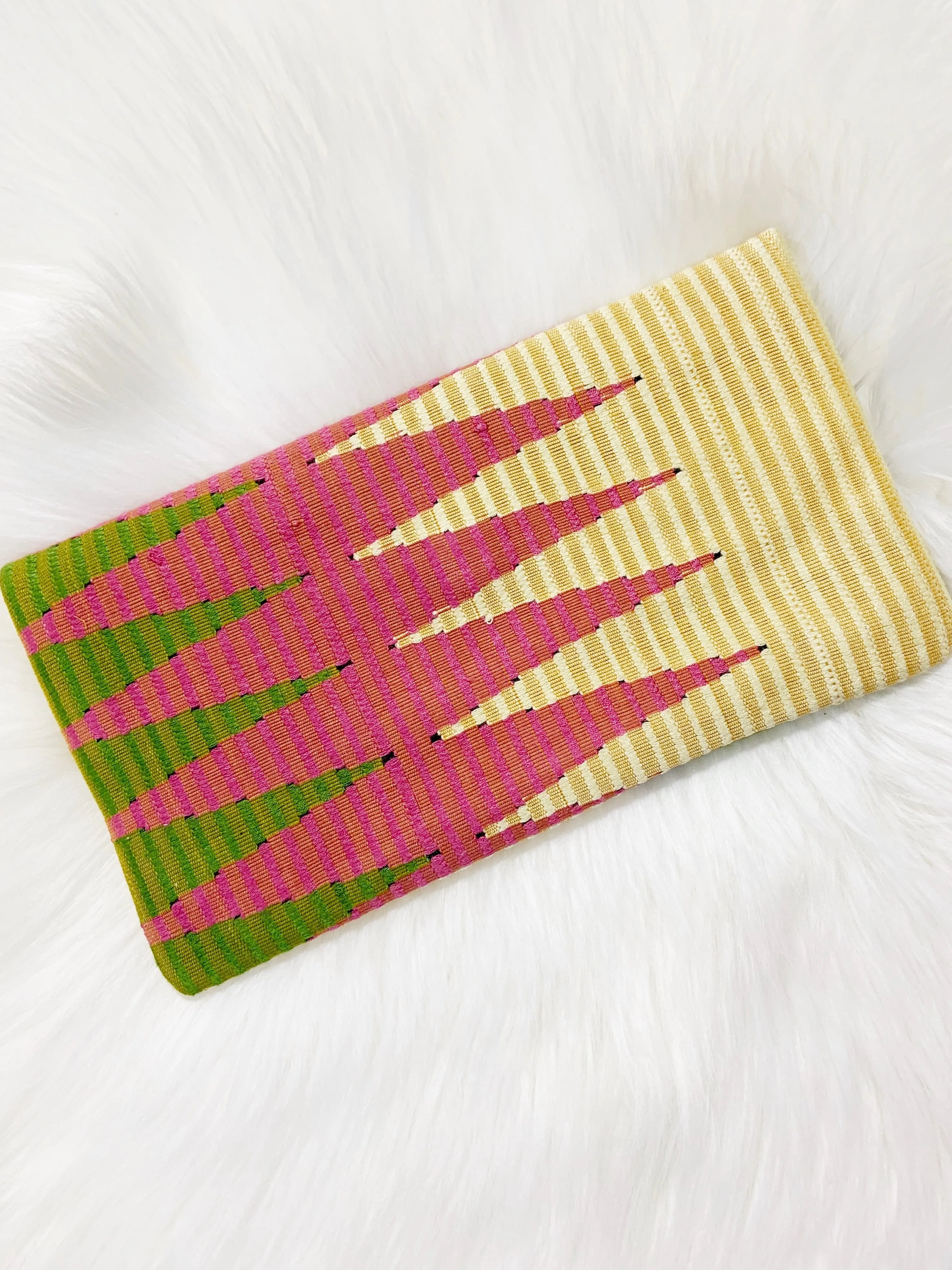 Textile Woven Simple Clutch