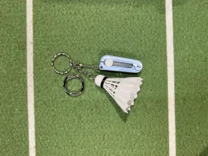 Yumo Creative - Shuttlecock keychain with mini string cutter